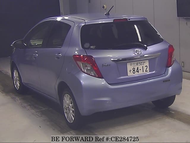Toyota VITZ F — фото 4