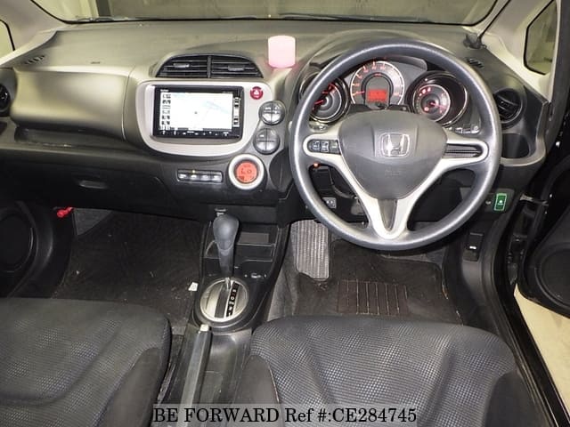 Honda FIT 13G SMART SELECTION FINE STYLE — фото 3