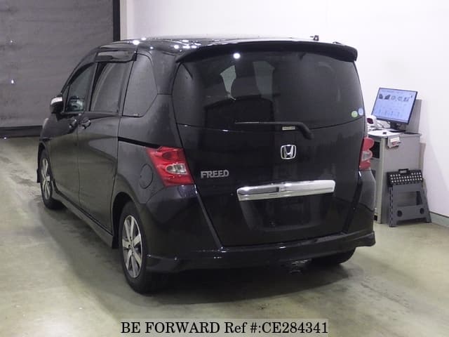 Honda FREED G AERO — фото 2