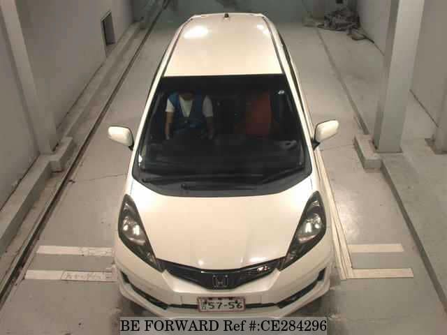 Honda FIT RS — фото 4