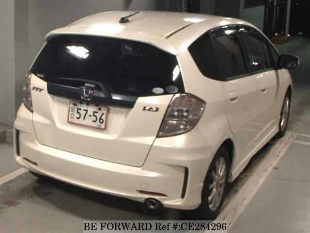 Honda FIT RS — фото 2