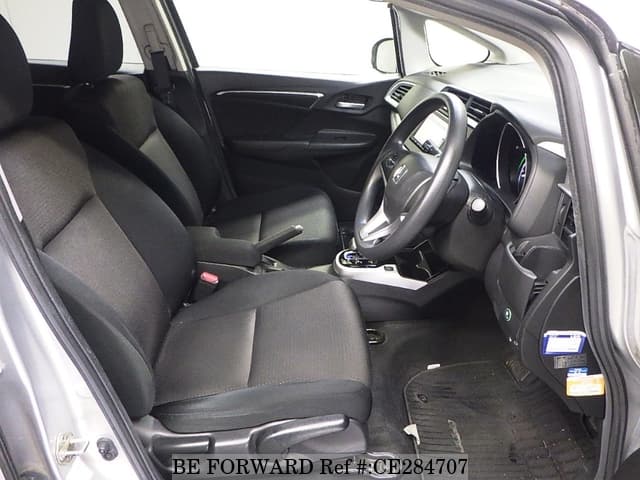 Honda FIT HYBRID F PACKAGE — фото 4