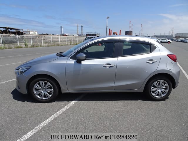 Mazda DEMIO 13C — фото 2