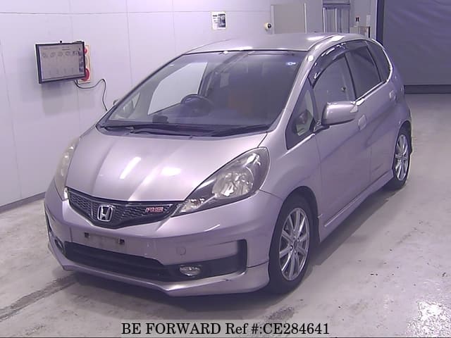 Honda FIT RS — фото 1