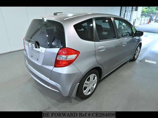 Honda FIT X — фото 5