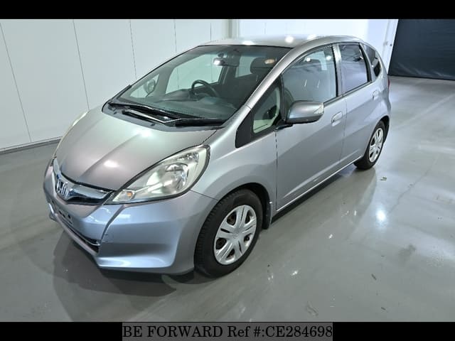 Honda FIT X — фото 1
