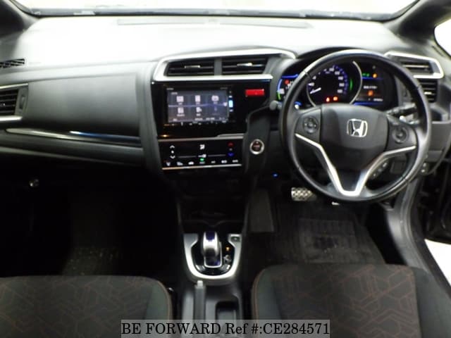 Honda FIT HYBRID S PACKAGE — фото 3