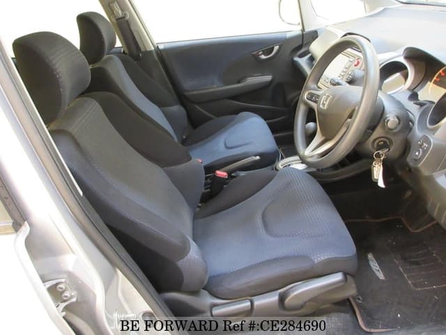 Honda FIT L — фото 4