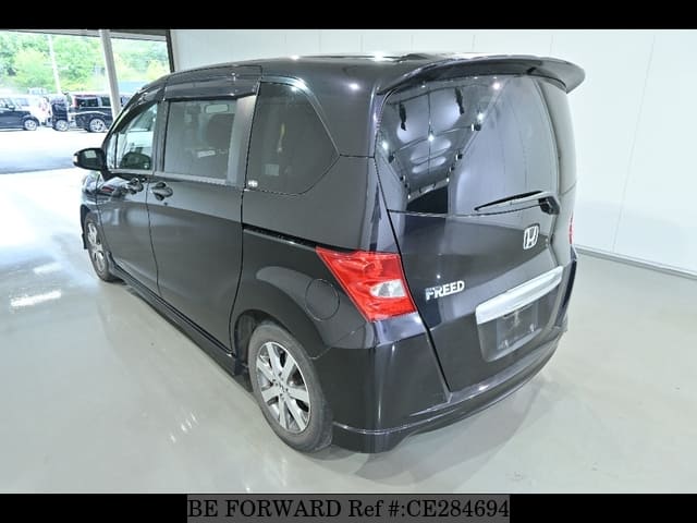 Honda FREED G AERO — фото 2