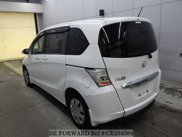 Honda FREED X — фото 2