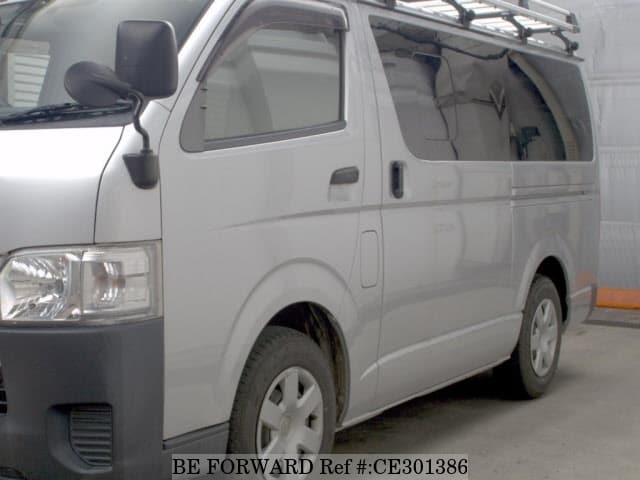 Toyota HIACE VAN LONG DX — фото 4