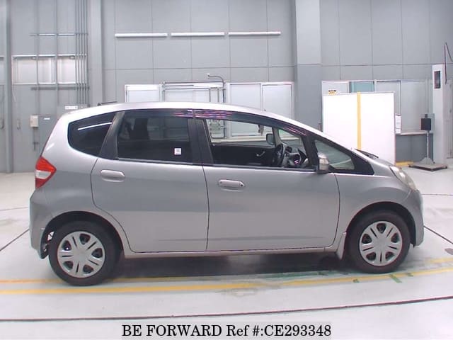 Honda FIT X — фото 5