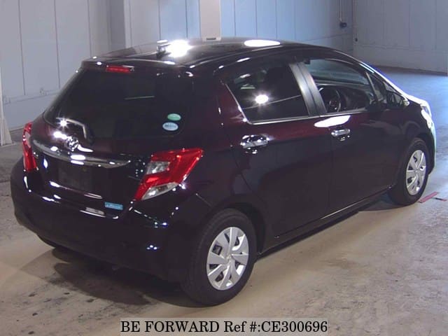 Toyota VITZ F LED EDITION — фото 2