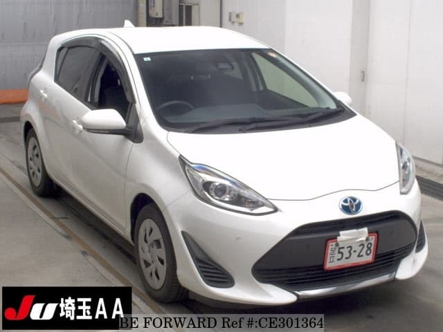 Toyota AQUA HYBRID S — фото 1