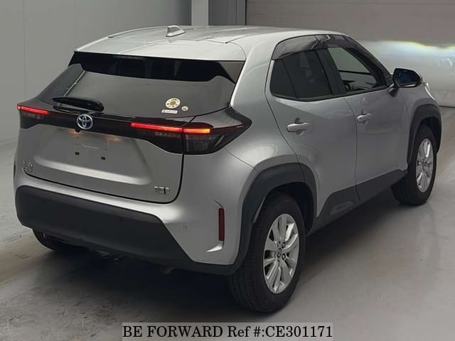 Toyota YARIS CROSS HYBRID G — фото 2