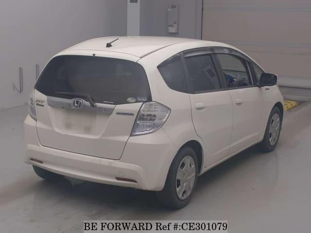 Honda FIT HYBRID 10TH ANNIVERSARY — фото 2
