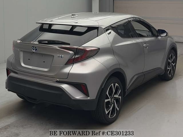 Toyota C-HR HYBRID G — фото 2