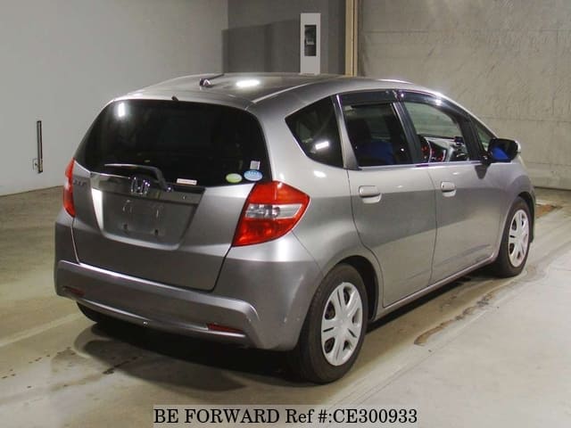 Honda FIT X — фото 2
