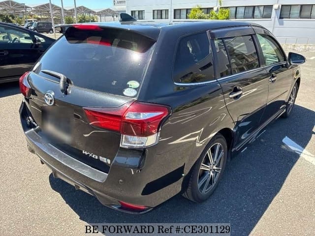 Toyota COROLLA FIELDER HYBRID G WXB — фото 2