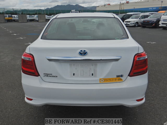 Toyota COROLLA AXIO HYBRID — фото 4