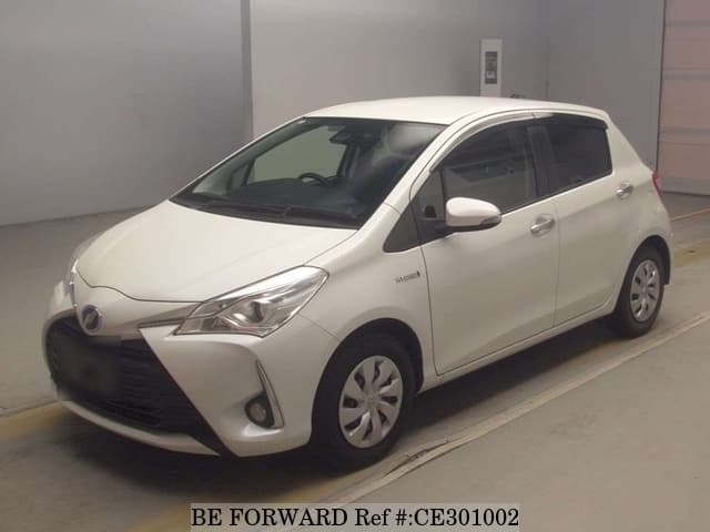 Toyota VITZ HYBRID F SAFETY EDITION — фото 1