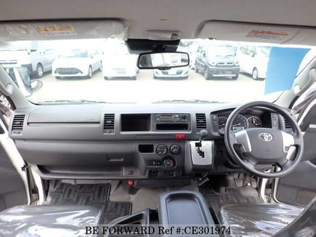 Toyota HIACE WAGON DX — фото 3