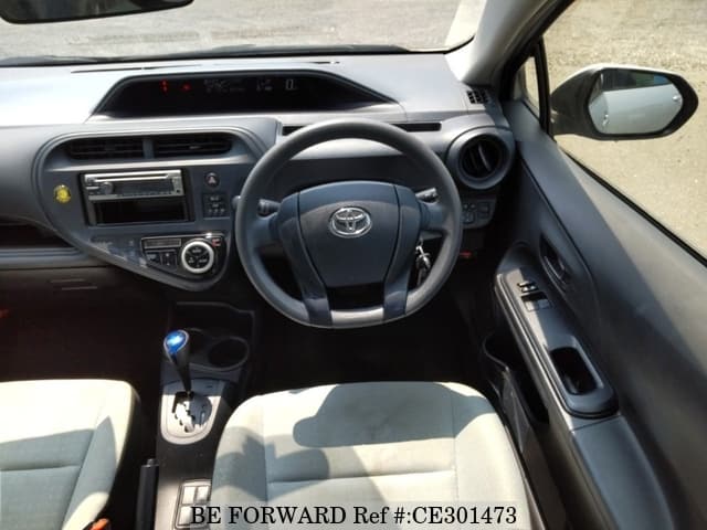 Toyota AQUA HYBRID — фото 3
