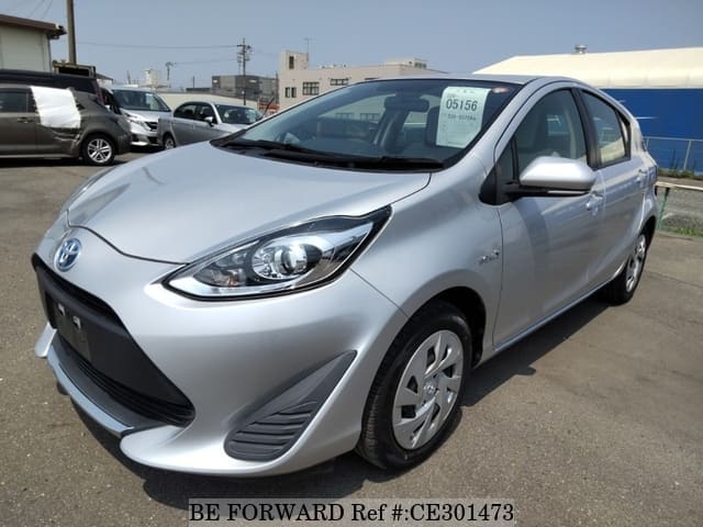 Toyota AQUA HYBRID — фото 1