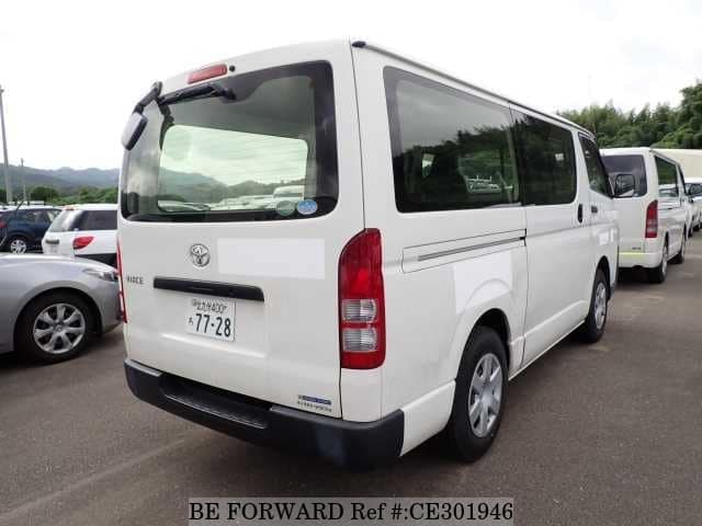 Toyota HIACE VAN DX — фото 2