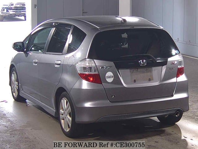 Honda FIT RS — фото 3