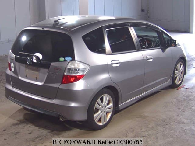 Honda FIT RS — фото 2