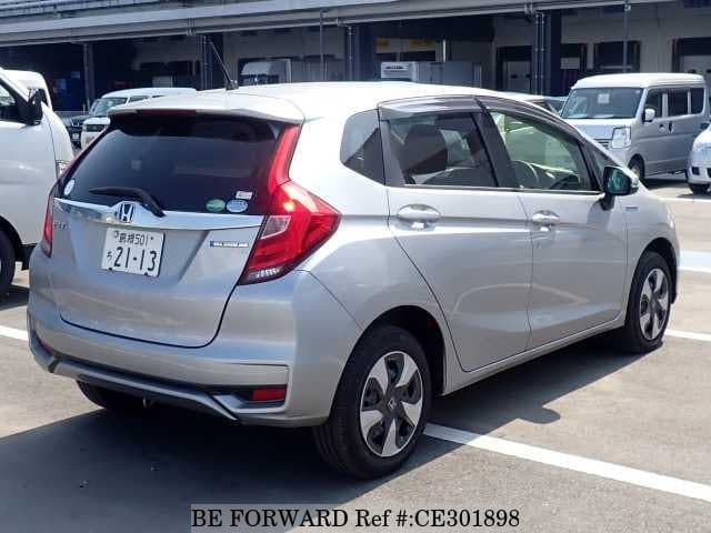 Honda FIT HYBRID F — фото 2