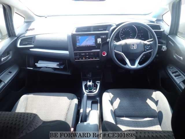 Honda FIT HYBRID F — фото 3