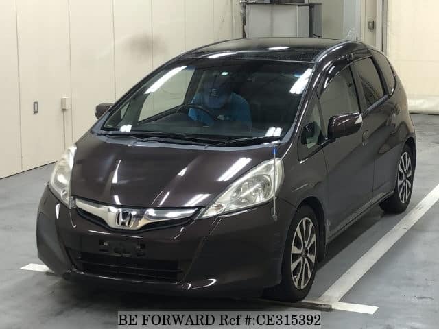 Honda FIT X — фото 1