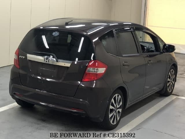 Honda FIT X — фото 2