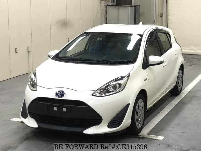 Toyota AQUA HYBRID L — фото 1