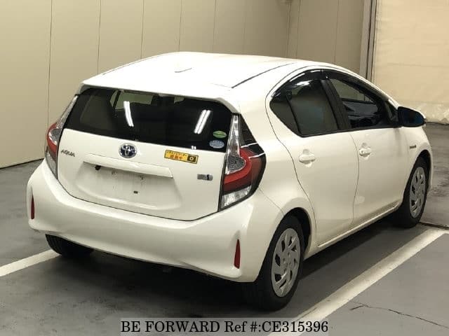 Toyota AQUA HYBRID L — фото 2