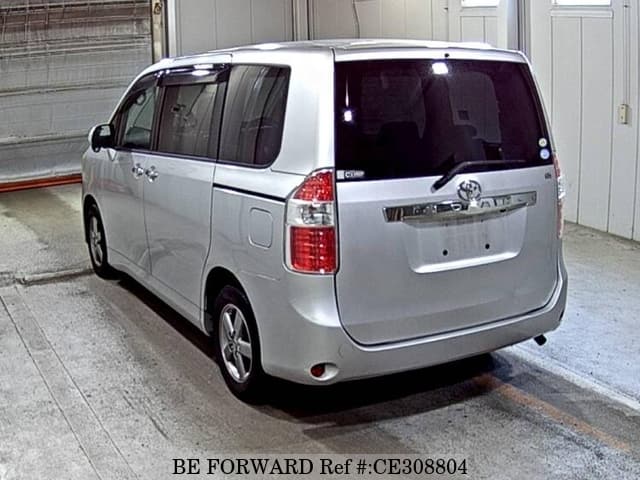 Toyota NOAH X SMART EDITION — фото 5