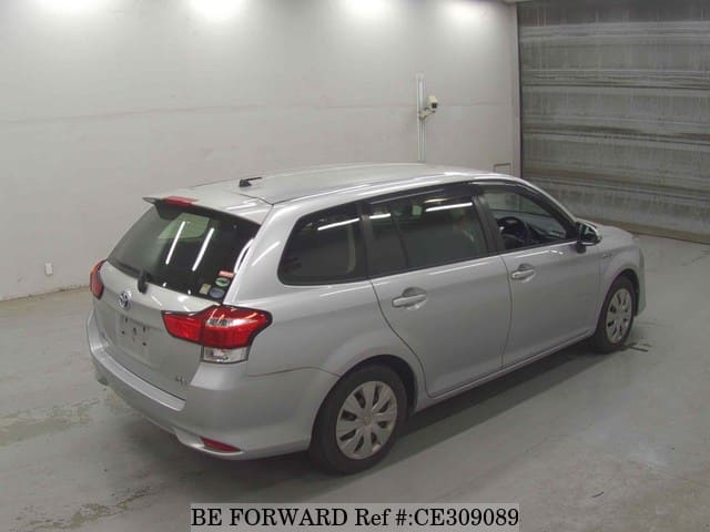 Toyota COROLLA FIELDER HYBRID — фото 2