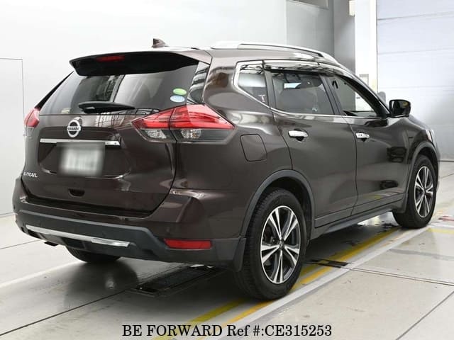 Nissan X-TRAIL 20XI — фото 2