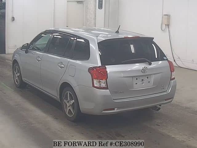 Toyota COROLLA FIELDER — фото 3