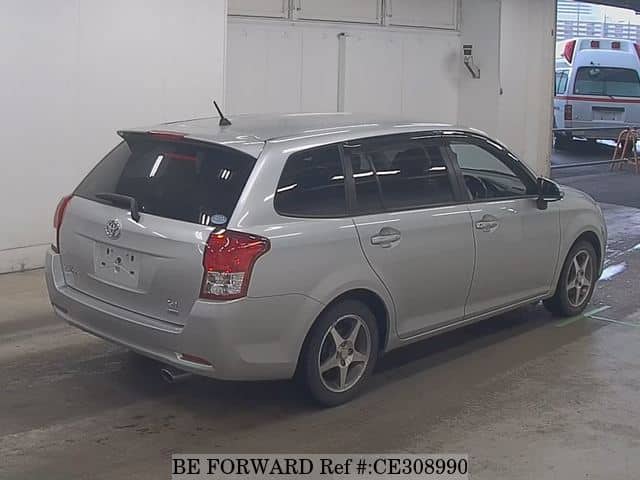 Toyota COROLLA FIELDER — фото 2