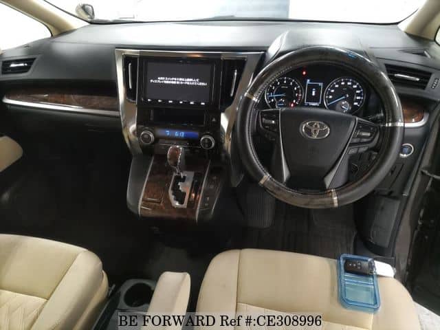 Toyota VELLFIRE 2.5X — фото 4