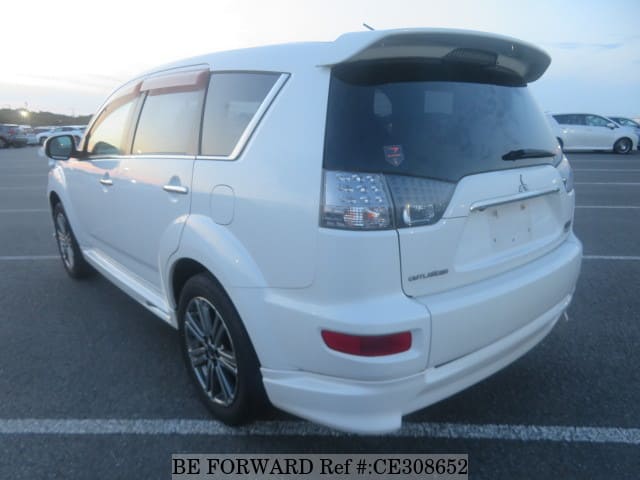 MITSUBISHI OUTLANDER ROADEST 24G — фото 3