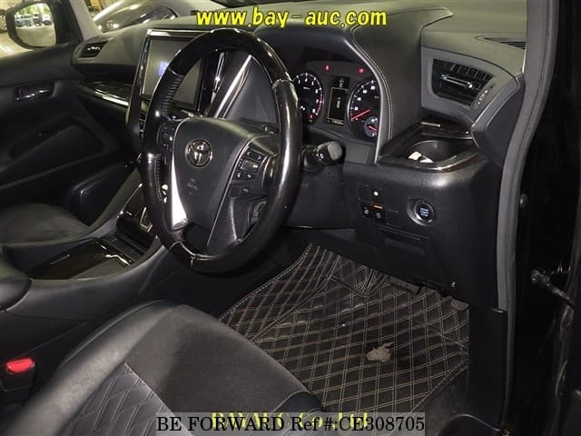 Toyota VELLFIRE Z G EDITION — фото 3
