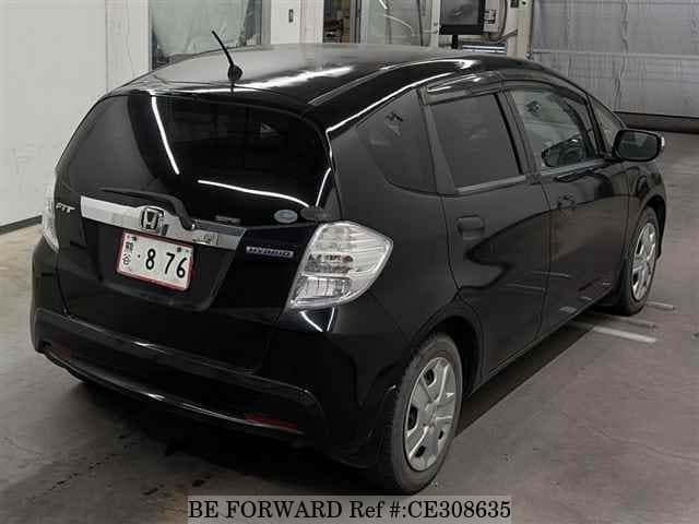 Honda FIT HYBRID — фото 2