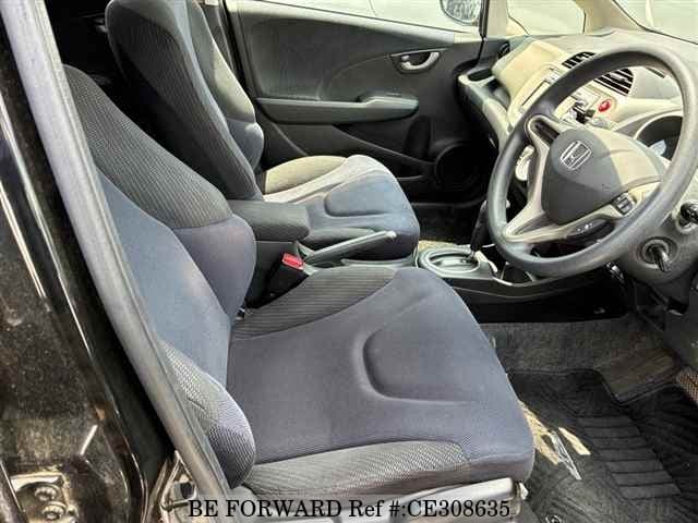 Honda FIT HYBRID — фото 5