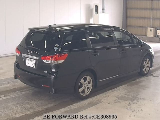 Toyota WISH 1.8S — фото 2