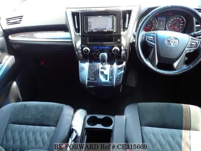 Toyota VELLFIRE Z — фото 3