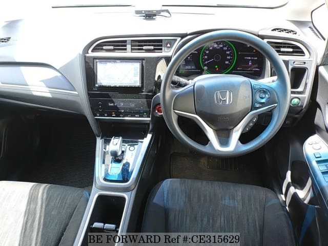 Honda SHUTTLE HYBRID — фото 3